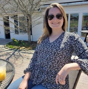 Meet your Posher, Angie